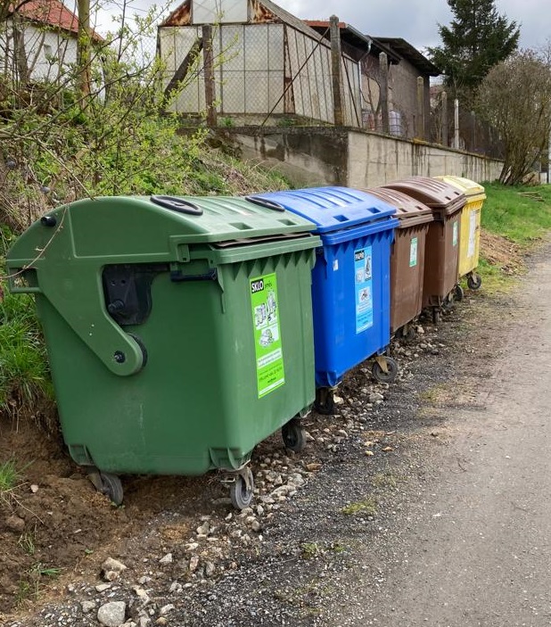 Kontejner na sklo na stanoviště "Pod Schovánkovými v Ostředku"