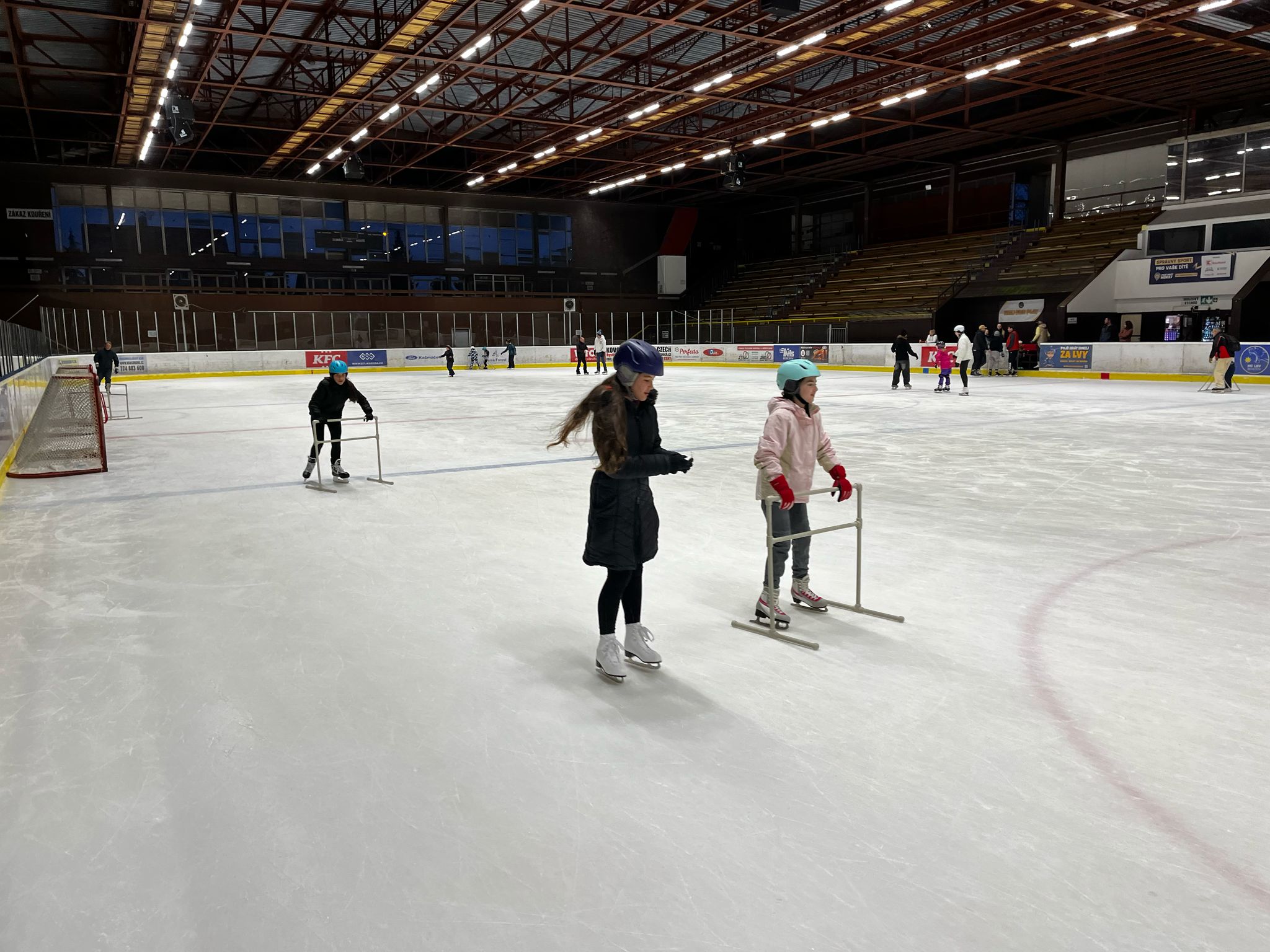 Sokolské bruslení se SPZV Ostředek a.s.